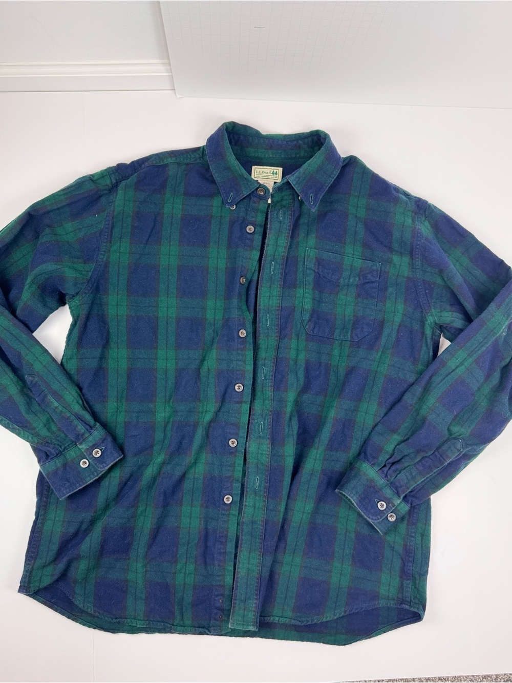 Vintage L.L. Bean Green & Navy Plaid Button-Down Flannel Shirt - Men